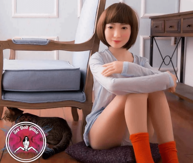 Bodybuilder Asks His Sex Doll “Will You Marry Me?”